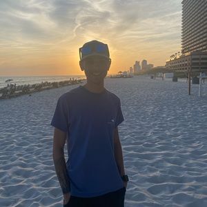 Meet your Posher, Caleb